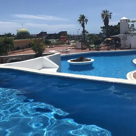 Apartment Blue Sky Paraiso
